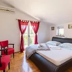 בית נופש Awesome In *